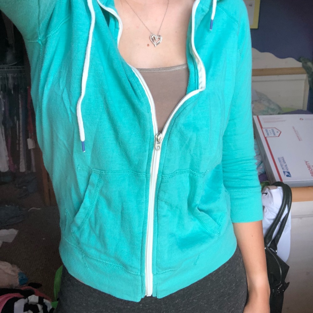 3/4 American Eagle Sweatshirt